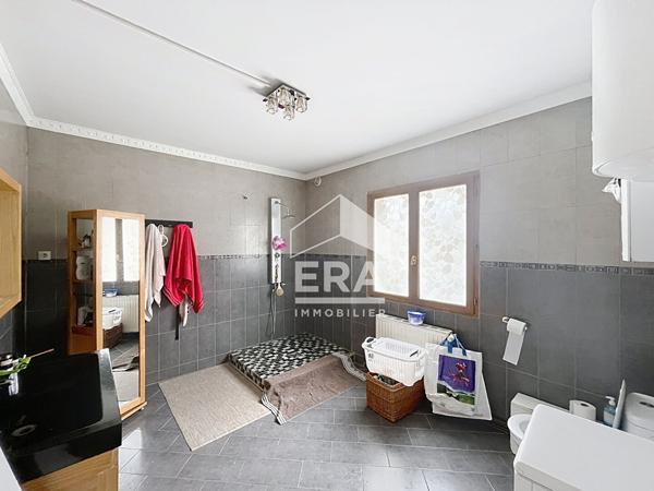 Maison individuelle à Eragny  Sur Oise 7 pièces158 m2
