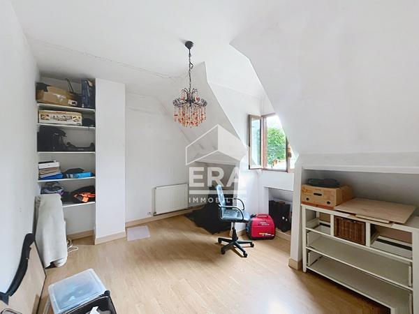 Maison individuelle à Eragny  Sur Oise 7 pièces158 m2