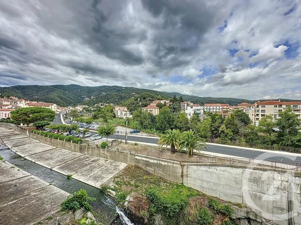 Appartement F4 à vendre  4 pièces - 82,30 m 2   AMELIE LES BAINS PALALDA  - 66