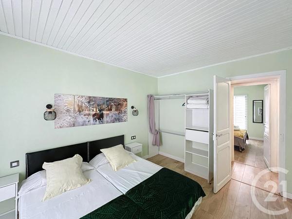 Appartement F4 à vendre  4 pièces - 82,30 m 2   AMELIE LES BAINS PALALDA  - 66