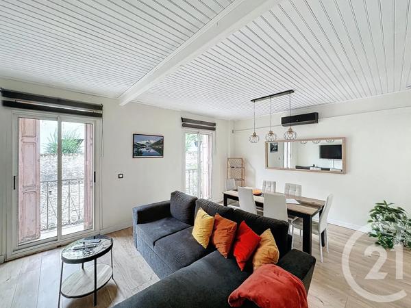 Appartement F4 à vendre  4 pièces - 82,30 m 2   AMELIE LES BAINS PALALDA  - 66