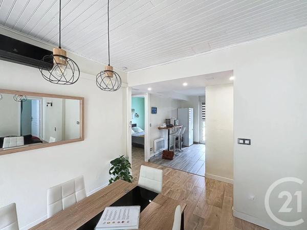 Appartement F4 à vendre  4 pièces - 82,30 m 2   AMELIE LES BAINS PALALDA  - 66