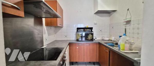 BELLE OPPORTUNITE
En plein centre d'Hardelot,  venez découvrir cet appartement situé au 1er ét...