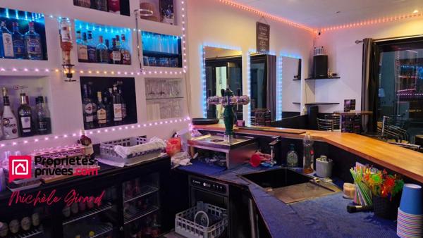 ROANNE  -  BAR  PUB  KARAOKÉ