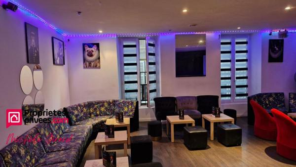 ROANNE  -  BAR  PUB  KARAOKÉ