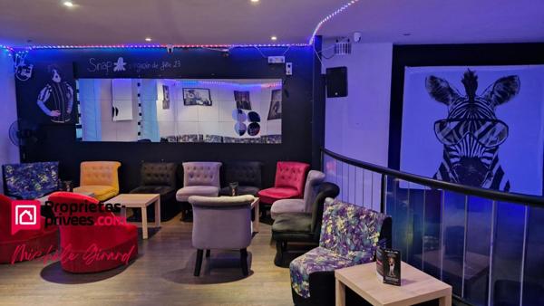 ROANNE  -  BAR  PUB  KARAOKÉ