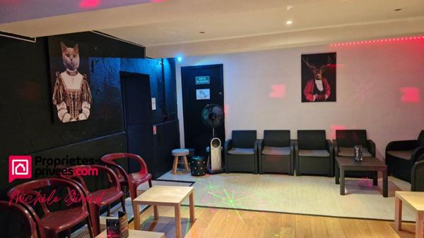 ROANNE  -  BAR  PUB  KARAOKÉ