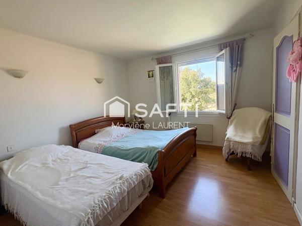 Villa indépendante 104 M2 avec garage et piscine vente en viager 1 tête