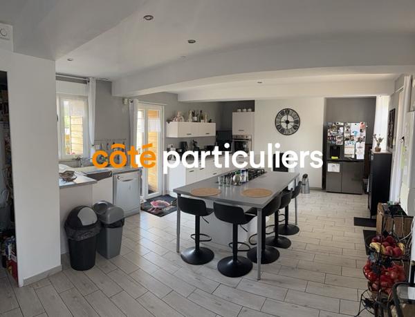 Vente Maison150 m² - 7 Pièces - AVESNES LE COMTE (62810)