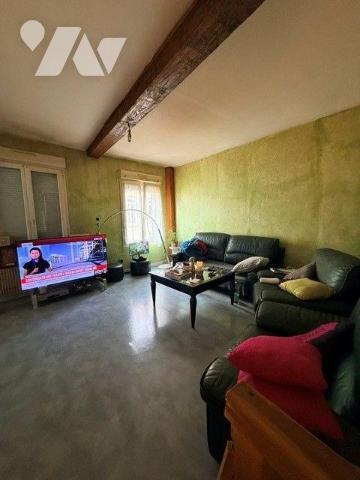 Immeuble commercial et appartements à vendre à Hesdin-la-Forêt (62140) en Pas-de-Calais (62)
...