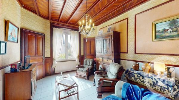 Maison à vendre  9 pièces - 200 m 2   MESQUER  - 44