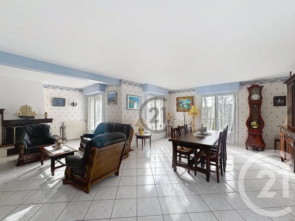 Maison à vendre  9 pièces - 200 m 2   MESQUER  - 44