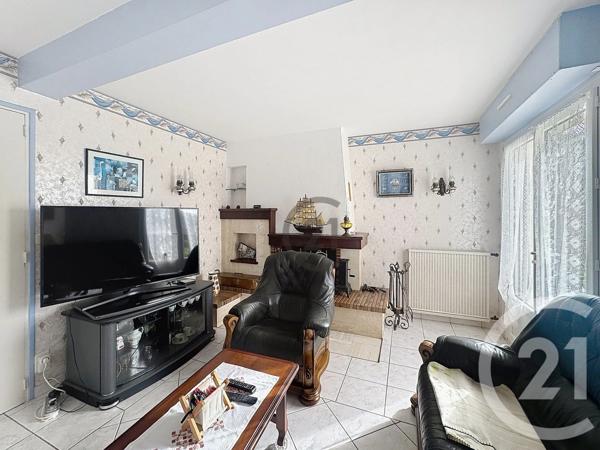 Maison à vendre  9 pièces - 200 m 2   MESQUER  - 44
