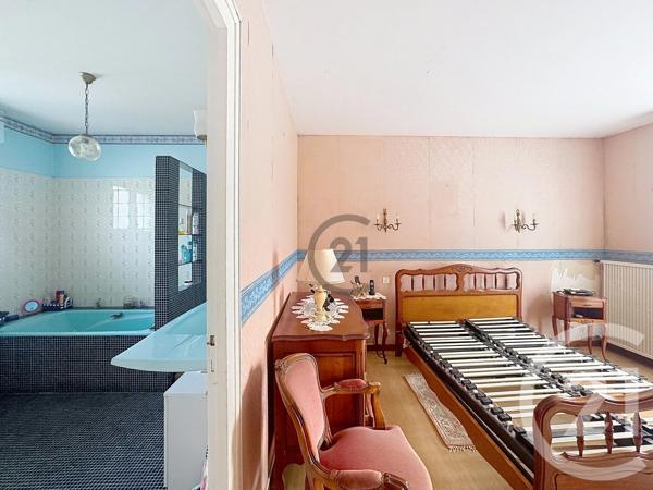 Maison à vendre  9 pièces - 200 m 2   MESQUER  - 44
