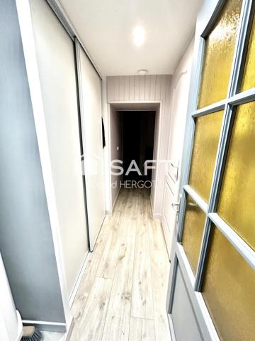 Propriété composée de deux logements – 1052 m² de terrain clôturé
