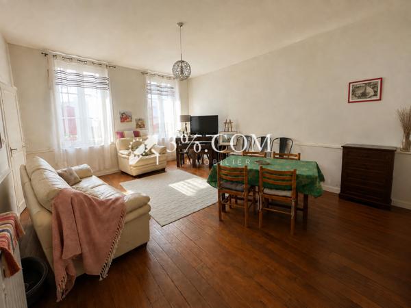 Appartement 4 pièce(s) 2 chambre(s) 113 m²
