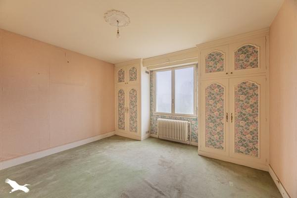 Maison à vendre |                                       Nazelles-Négron |                                        6 pièces  |  175 m²