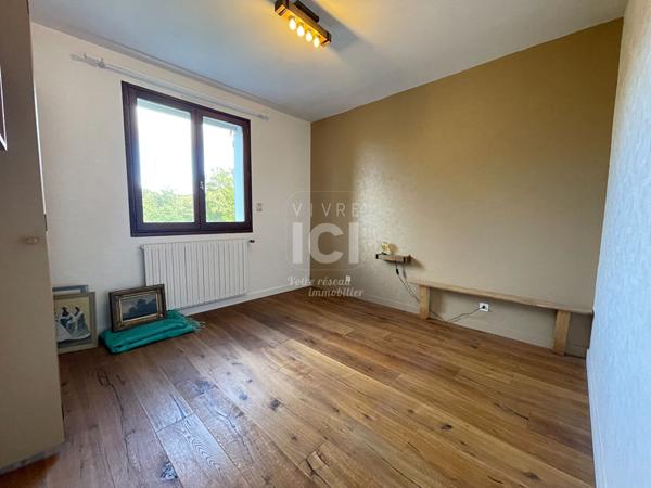 MAISON - 157M² - 4 CHAMBRES - GARAGES - COMBES AMENAGEABLES - GERGAUDIERE