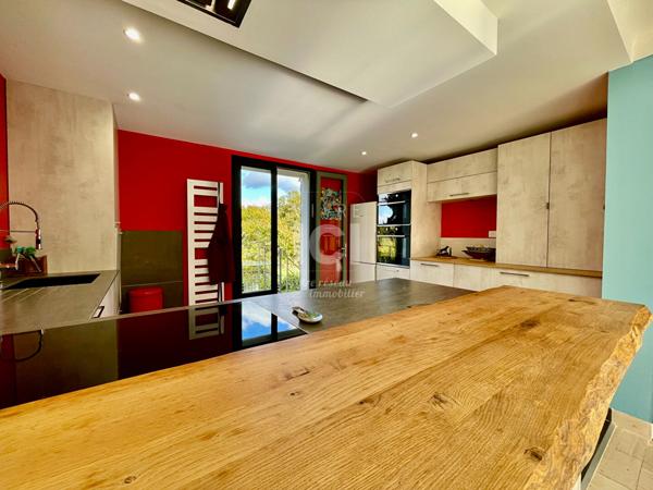 MAISON - 157M² - 4 CHAMBRES - GARAGES - COMBES AMENAGEABLES - GERGAUDIERE