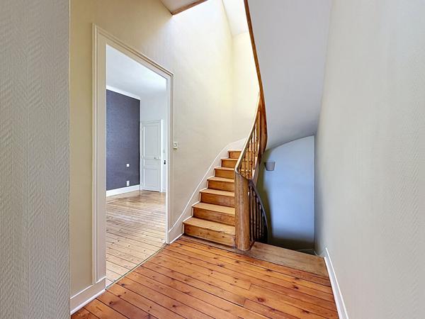 Maison Angers 6 pièce(s) 127 m2