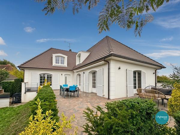 Maison individuelle rénovée sur sous-sol total