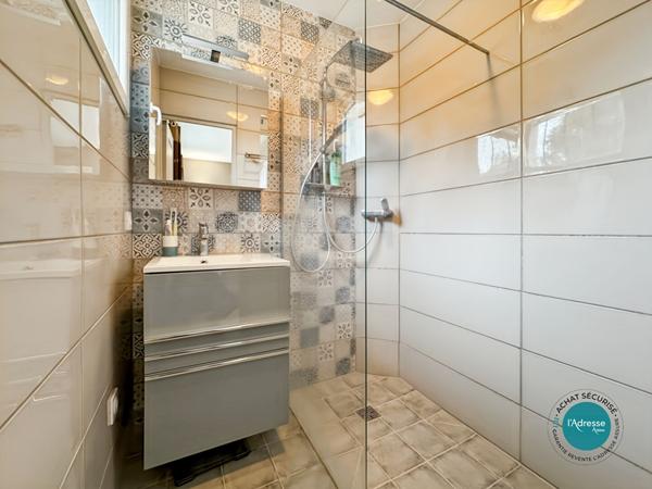 Maison individuelle rénovée sur sous-sol total