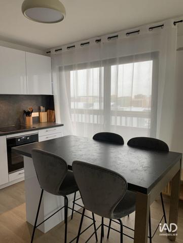 Location appartement 3 pièces 70 m² Saint-Denis