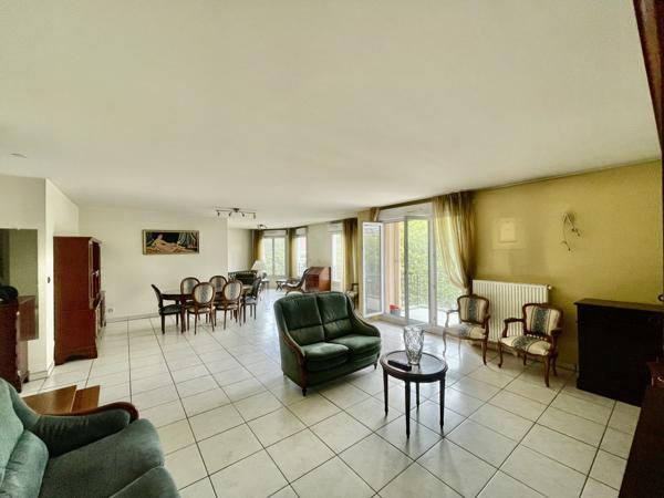 Saint-Étienne (42100) Appartement Fauriel F4 de 124M2 avec Terrasse et garage