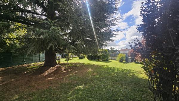 Bonson (42160) Tènement de 2 maisons de 89m2 sur 945m2 de terrain