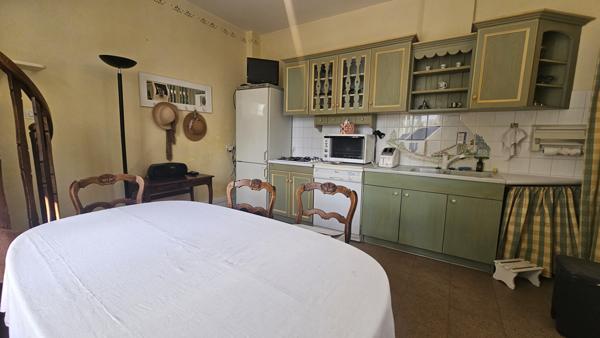 Bonson (42160) Tènement de 2 maisons de 89m2 sur 945m2 de terrain