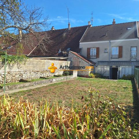 Vente                                                      Maison
                        
                     4 pièces                      101 m2                     à Coulommiers