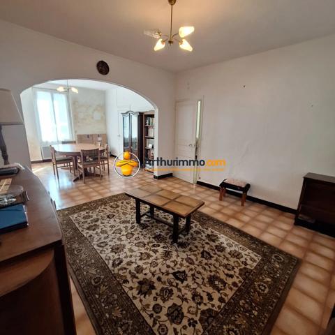 Vente                                                      Maison
                        
                     4 pièces                      101 m2                     à Coulommiers