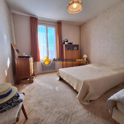 Vente                                                      Maison
                        
                     4 pièces                      101 m2                     à Coulommiers