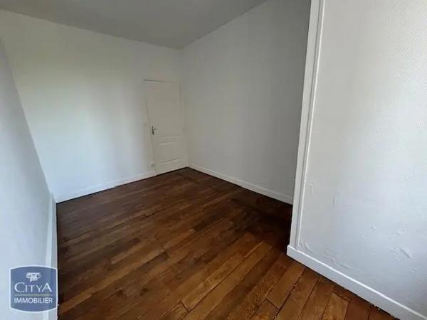 Appartement à louer 2 pièces 50m² Sedan (08200)