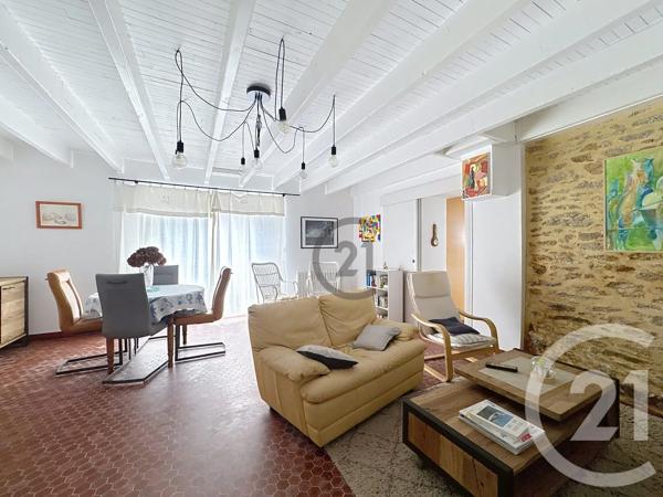 Maison à vendre  5 pièces - 117,84 m 2   GUERANDE  - 44