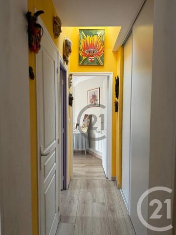 Maison à vendre  5 pièces - 117,84 m 2   GUERANDE  - 44