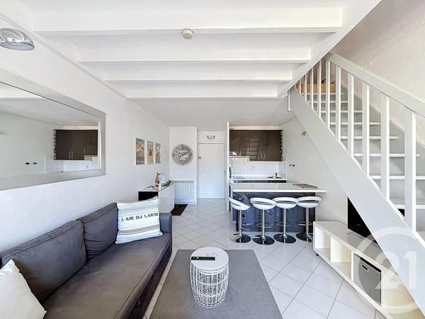 Appartement T2 à vendre  2 pièces - 40 m 2   LA BAULE  - 44