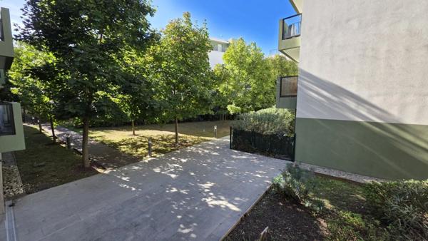 APPARTEMENT T3 74 M2 TRES LUMINEUX MODULABLE T4 QUARTIER RESIDENTIEL LYON 8