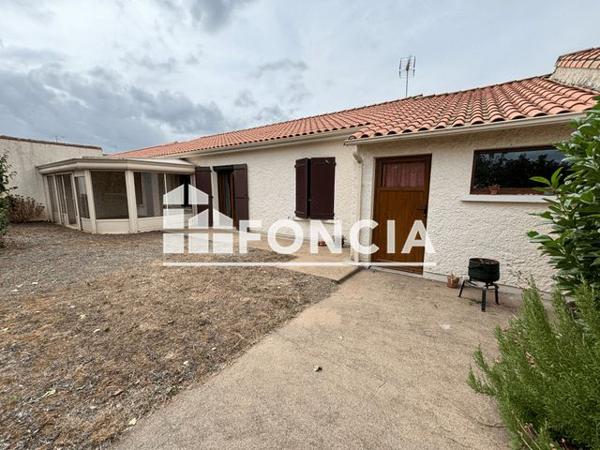 À vendre Maison 4 pièces 106 m² - Aiffres 79230