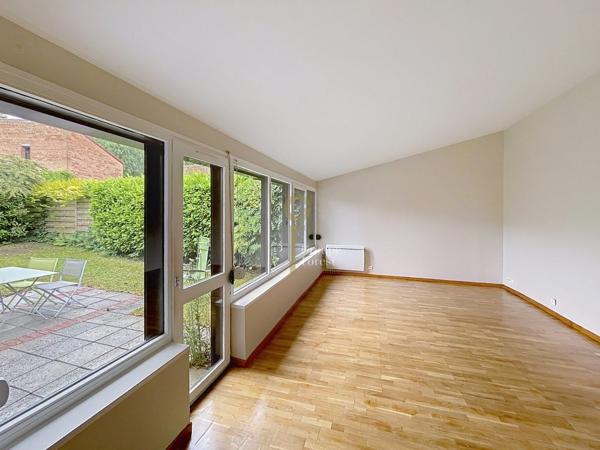 EN EXCLUSIVITÉ * TRES RARE SUR LE SECTEUR* SEMI PLAIN PIED
