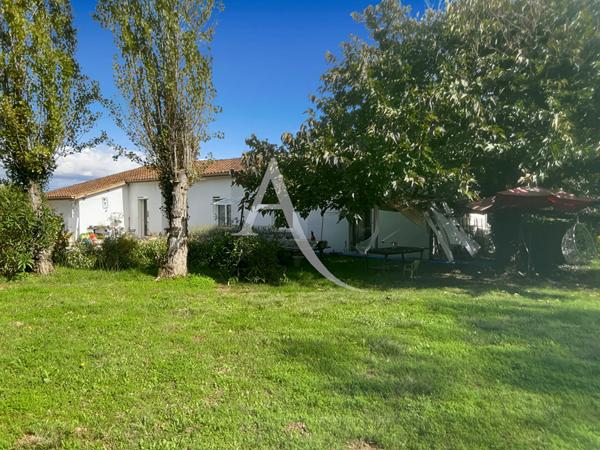 Superbe maison de plain-pied, et son appartement