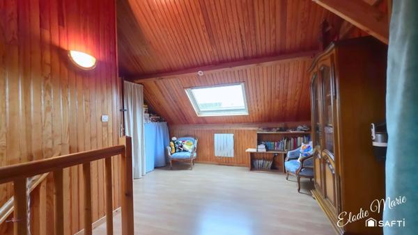 Maison individuelle de 113m2 sur sous-sol complet.