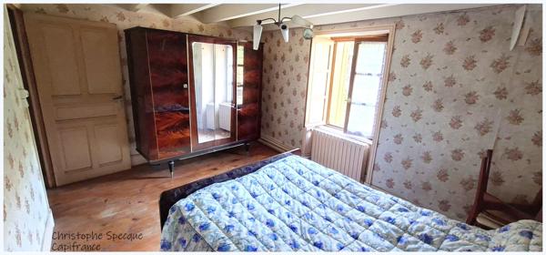 Grande maison familiale avec dépendances et terrain attenant VISCOMTAT (63)