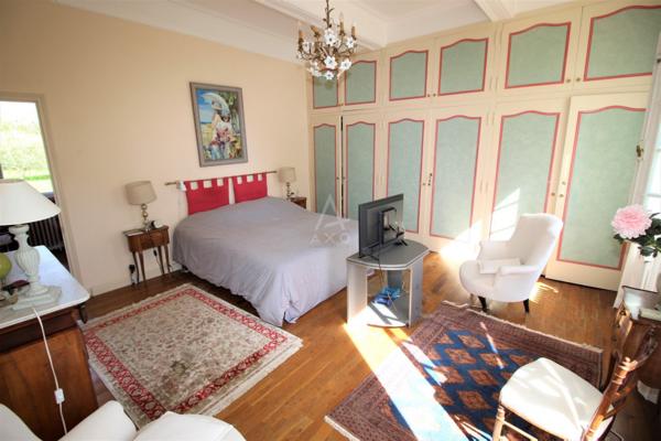 VALENCE D'AGEN - Belle Toulousaine bourgeoise du XlXe,