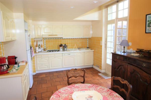 VALENCE D'AGEN - Belle Toulousaine bourgeoise du XlXe,