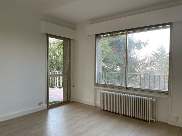Appartement · Location Ste-Foy-Les-Lyon (69110) 2 pièces · 52m²