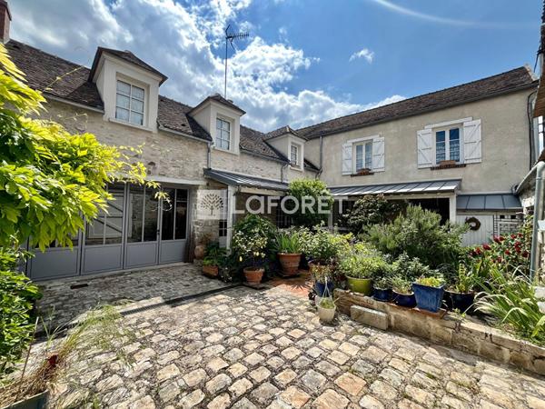 Achat maison près de FONTAINEBLEAU - 7 pièce(s) - 234 m² - 717 000 €