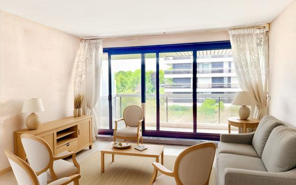 Appartement à vendre    4 pièces • 98 m2 Rocquencourt