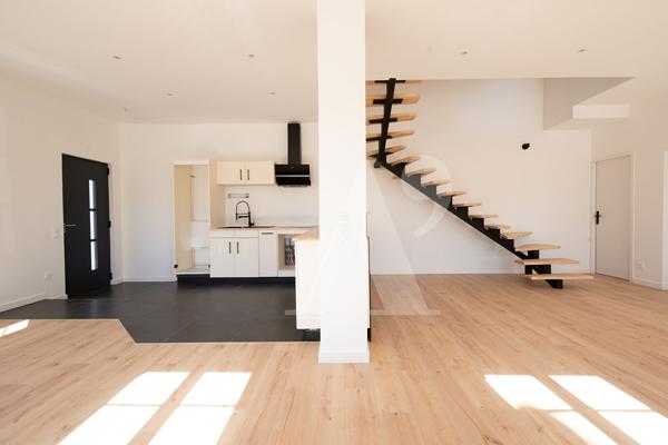 ARCHITECTURE BORDELAISE RÉNOVÉE- 2023 - Maison louée avec garage - Bordeaux