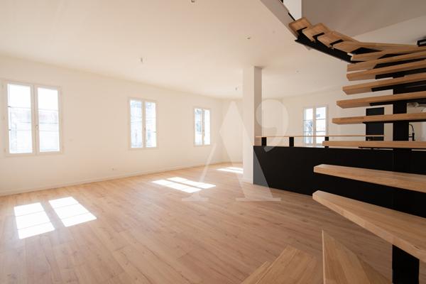 ARCHITECTURE BORDELAISE RÉNOVÉE- 2023 - Maison louée avec garage - Bordeaux